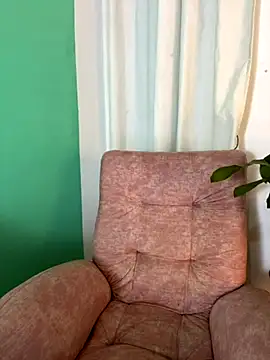 littlemelodi18 online show from 3, 11, 2025