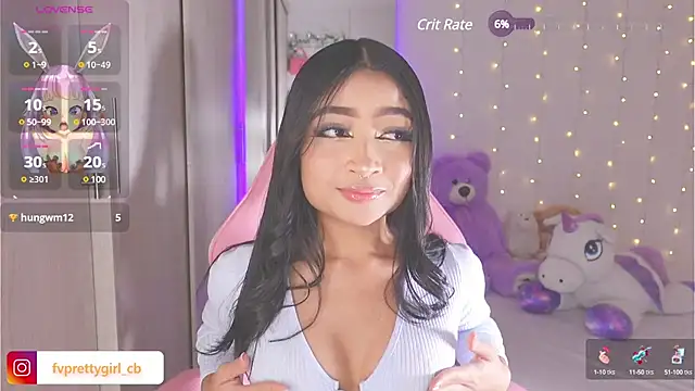 Snapshot of urfavprettygirl chatting on 4, 2, 2025 urfavprettygirl online show from 4, 2, 2025