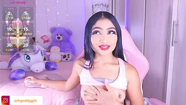 Snapshot of urfavprettygirl chatting on 16, 5, 2026 urfavprettygirl online show from 16, 5, 2026