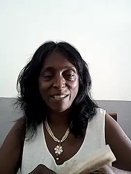 mamakarma1403 online show from 20, 3, 2025