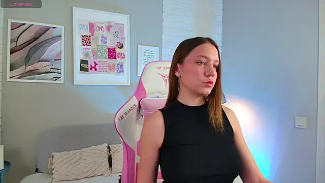 AliceBrayan online show from 4, 3, 2025