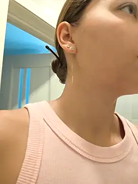 AliceBrayan online show from 25, 9, 2025