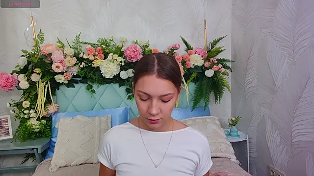 AliceBrayan online show from 3, 2, 2026