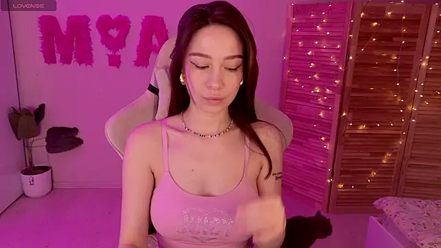 Miss Mia Murr online show from 19, 11, 2025