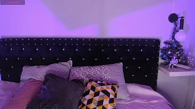 Ghosty Doll online show from 5, 1, 2026