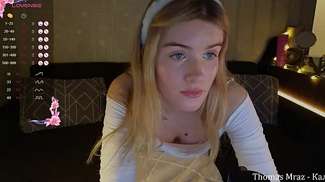 Snapshot of SpiceJessy chatting on 19, 2, 2025 SpiceJessy online show from 19, 2, 2025