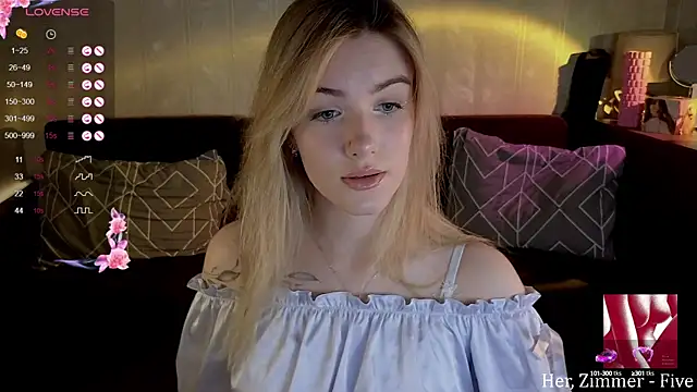 Snapshot of SpiceJessy chatting on 20, 2, 2025 SpiceJessy online show from 20, 2, 2025