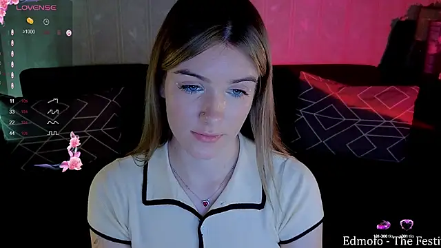 Snapshot of SpiceJessy chatting on 8, 3, 2025 SpiceJessy online show from 8, 3, 2025