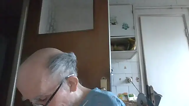 mariusica1xh online show from 12, 3, 2026