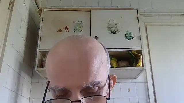 Snapshot of mariusica1@xh chatting on 7, 7, 2026 mariusica1xh online show from 7, 7, 2026