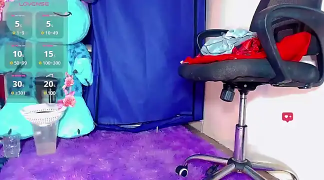 nicol gill  online show from 28, 1, 2025