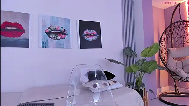 Angela donnato online show from 8, 11, 2025