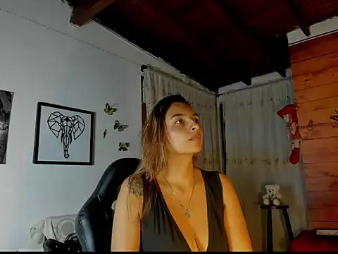 mykaelahoney online show from 12, 2, 2026