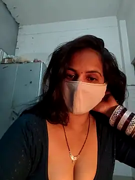 Snapshot of Nehubhabhi26 chatting on 6, 12, 2024 Nehubhabhi26 online show from 6, 12, 2024
