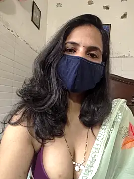 Snapshot of Nehubhabhi26 chatting on 15, 9, 2025 Nehubhabhi26 online show from 15, 9, 2025