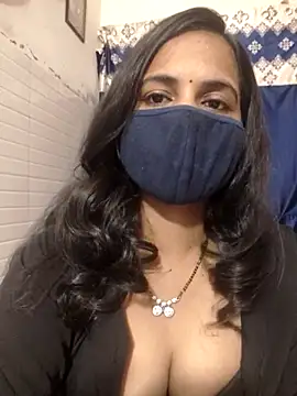 Snapshot of Nehubhabhi26 chatting on 19, 9, 2025 Nehubhabhi26 online show from 19, 9, 2025