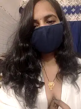 Snapshot of Nehubhabhi26 chatting on 8, 10, 2025 Nehubhabhi26 online show from 8, 10, 2025