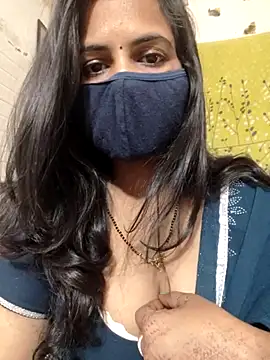 Snapshot of Nehubhabhi26 chatting on 14, 10, 2025 Nehubhabhi26 online show from 14, 10, 2025