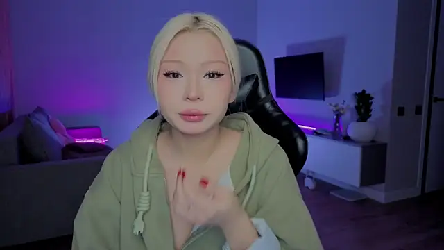 RileyMee online show from 20, 12, 2025