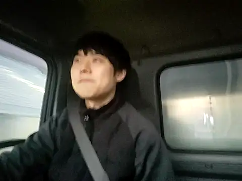 whitebriefboy online show from 20, 2, 2026