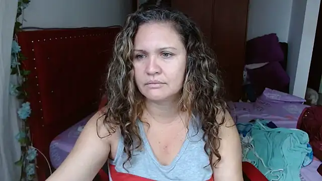 helenca43 online show from 25, 11, 2025