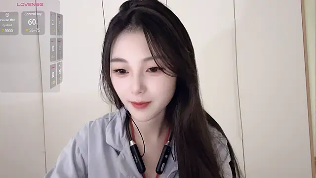 Snapshot of Sweet-Angel999 chatting on 30, 12, 2024 Sweet-Angel999 online show from 30, 12, 2024