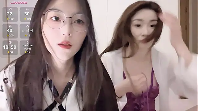 Snapshot of Sweet-Angel999 chatting on 2, 2, 2025 Sweet-Angel999 online show from 2, 2, 2025