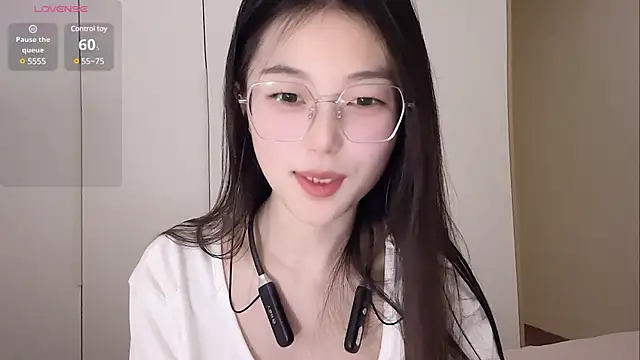 Snapshot of Sweet-Angel999 chatting on 18, 3, 2025 Sweet-Angel999 online show from 18, 3, 2025