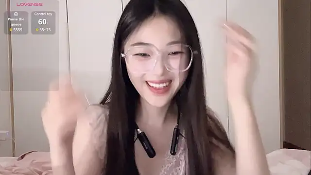 Snapshot of Sweet-Angel999 chatting on 21, 3, 2025 Sweet-Angel999 online show from 21, 3, 2025