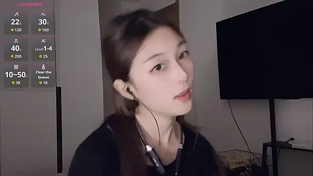 Snapshot of Sweet-Angel999 chatting on 18, 9, 2025 Sweet-Angel999 online show from 18, 9, 2025