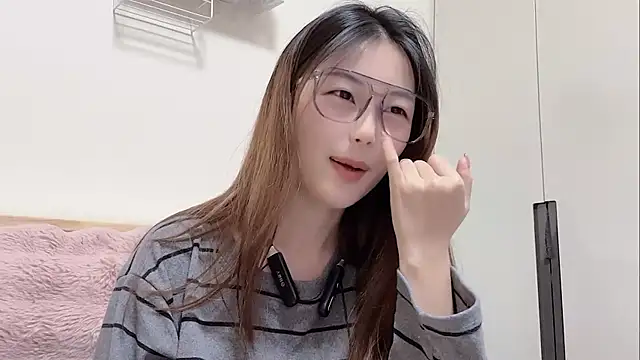 Snapshot of Sweet-Angel999 chatting on 20, 2, 2026 Sweet-Angel999 online show from 20, 2, 2026