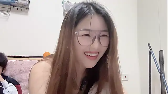 Snapshot of Sweet-Angel999 chatting on 24, 2, 2026 Sweet-Angel999 online show from 24, 2, 2026