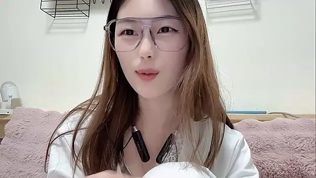 Snapshot of Sweet-Angel999 chatting on 25, 2, 2026 Sweet-Angel999 online show from 25, 2, 2026