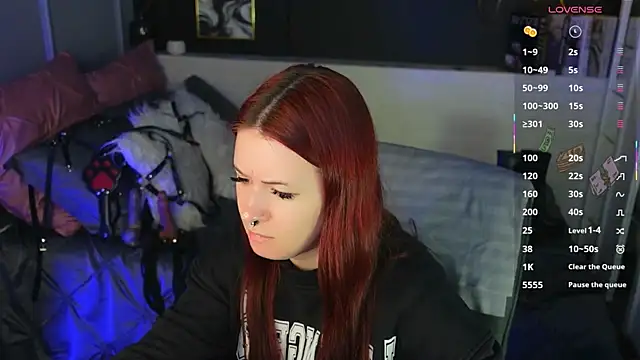 Lily Moonlight online show from 31, 3, 2026