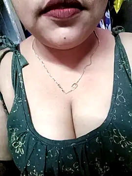 Snapshot of Beautyy38 chatting on 14, 3, 2025 Beautyy38 online show from 14, 3, 2025