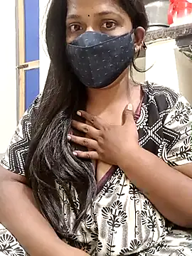 Snapshot of Renuma chatting on 12, 2, 2025 Renuma online show from 12, 2, 2025