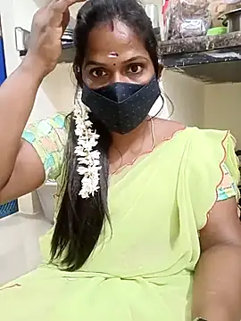 Snapshot of Renuma chatting on 17, 2, 2025 Renuma online show from 17, 2, 2025