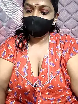 Snapshot of Renuma chatting on 19, 9, 2025 Renuma online show from 19, 9, 2025