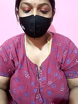 Snapshot of Renuma chatting on 31, 10, 2025 Renuma online show from 31, 10, 2025