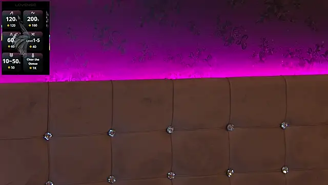 Snapshot of ZoeMesmerize chatting on 24, 11, 2025 ZoeMesmerize online show from 24, 11, 2025