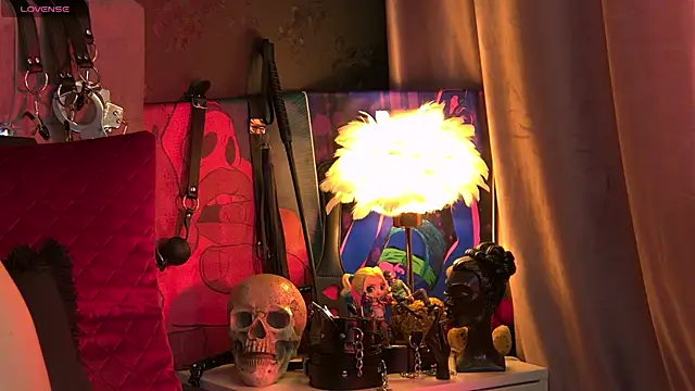 ZoeMesmerize online show from 27, 3, 2026