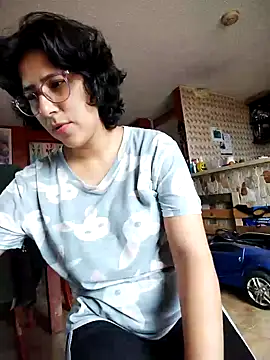 Snapshot of Im_Alma_ chatting on 4, 2, 2025 Im Alma online show from 4, 2, 2025