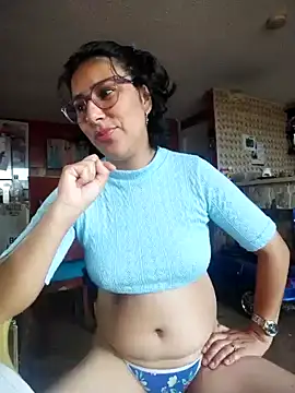 Snapshot of Im_Alma_ chatting on 19, 2, 2025 Im Alma online show from 19, 2, 2025