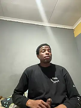 Snapshot of Amazea24 chatting on 4, 7, 2026 Amazea24 online show from 4, 7, 2026