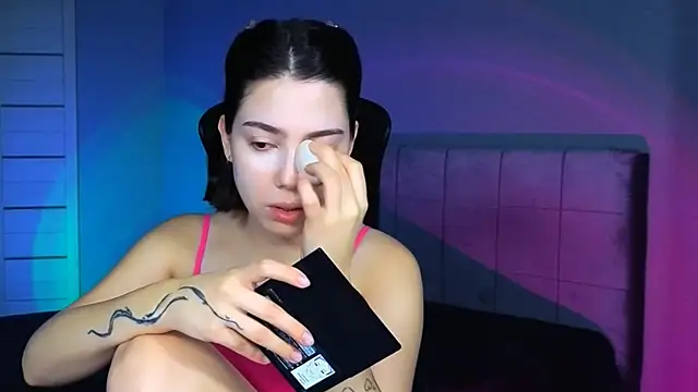 Stacy Gonzales  online show from 4, 12, 2025