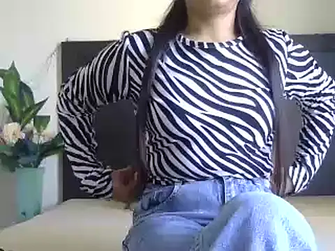 WildRuhi20 online show from 23, 1, 2025