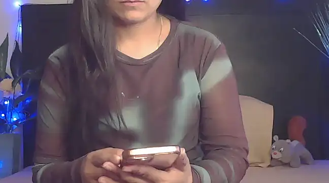 WildRuhi20 online show from 5, 2, 2025