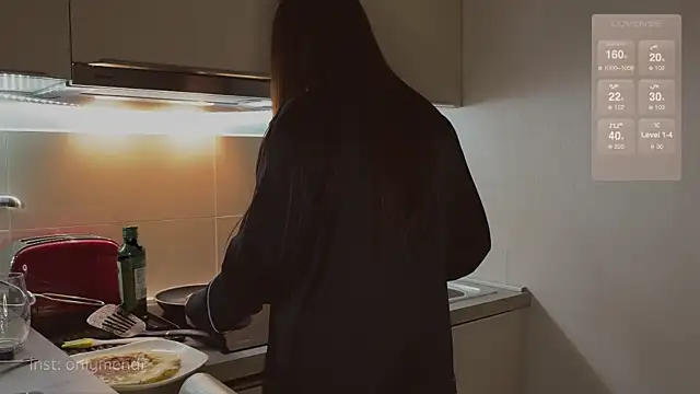 MENNDI online show from 7, 12, 2024