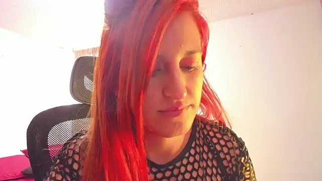 GiaRoussel online show from 18, 4, 2026