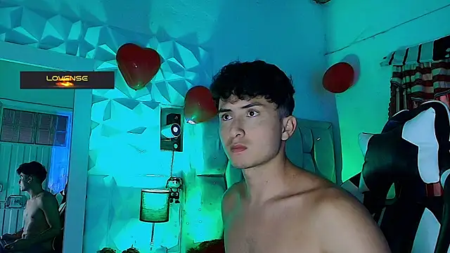 santyago taylor online show from 5, 3, 2025